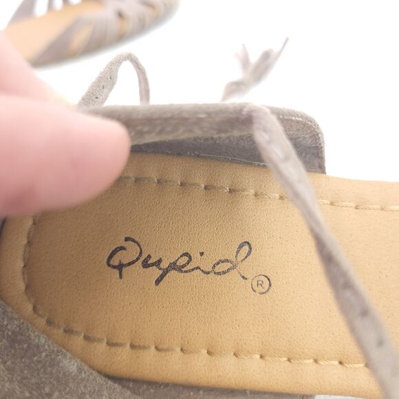 Qupid Sandals Gladiator Lace Up Strappy Flats Peep Toe Shoes Womens Size 7.5 - Picture 6 of 6